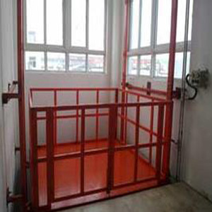 導軌式升降機介紹及安全特點