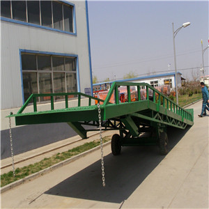 移動(dòng)式登車橋
